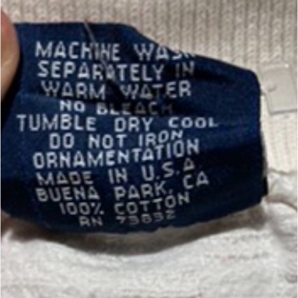 Vintage University of Wisconsin collared sweatshirt - Picture 5 of 8